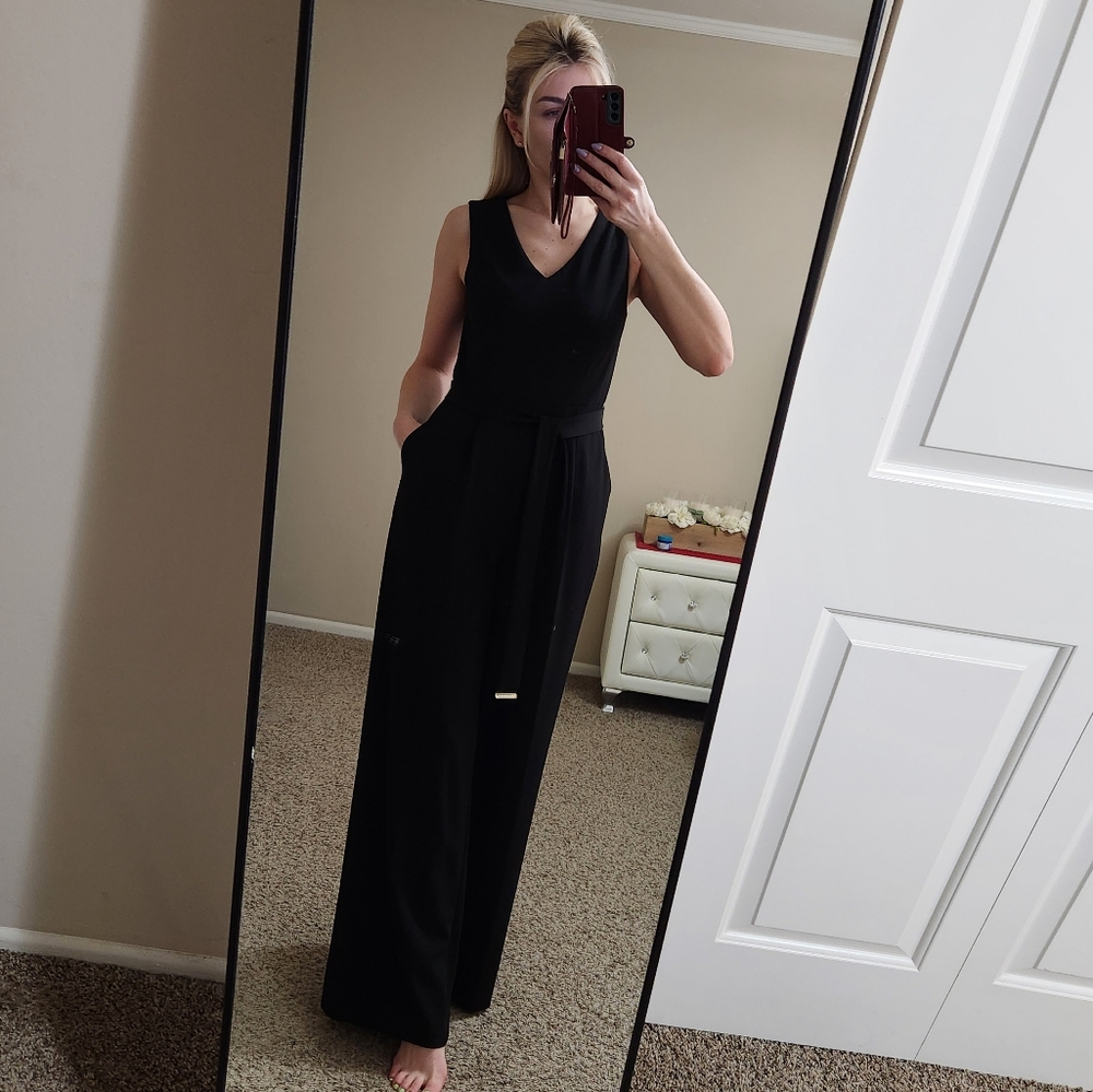 Tommy Hilfiger Women's Belted V-Neck Jumpsuit Black Size 4 - Picture 3 of 5